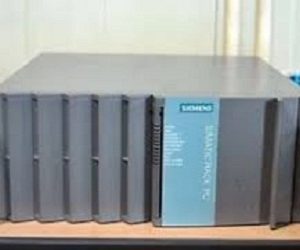 SIEMENS SIMATIC Rack PC 6ES7643-8GM21-3XX0