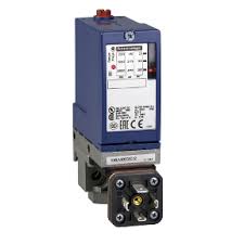 Schneider XMLA300D2C12 Electromechanical Pressure Sensor Switch
