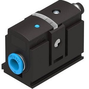 Festo Pressure Sensor SDE5-D10-O2-Q6-P-M8